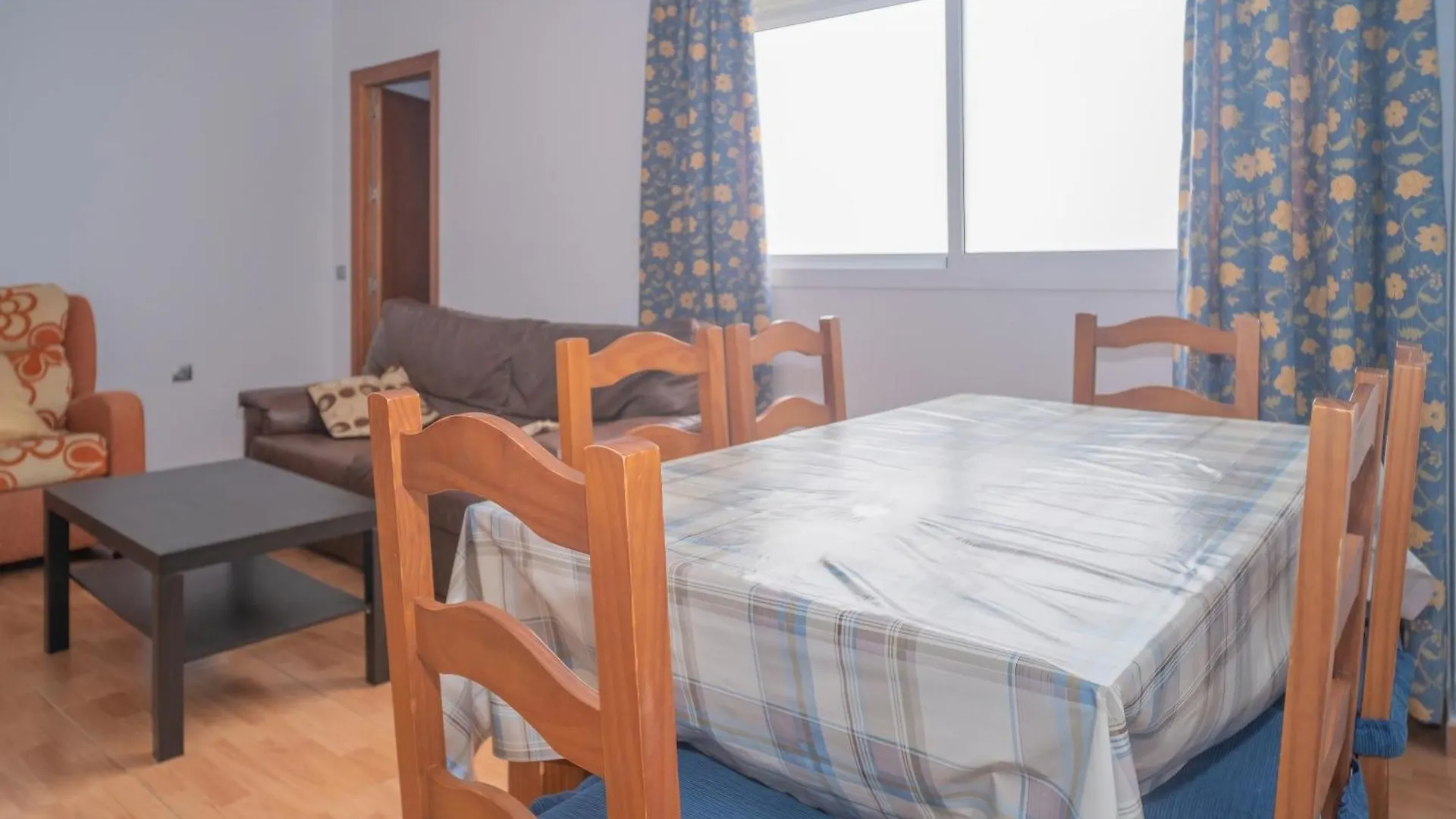Apartment Apartamentos Tranquilos Conil Facil Aparcamiento Conil De La Frontera