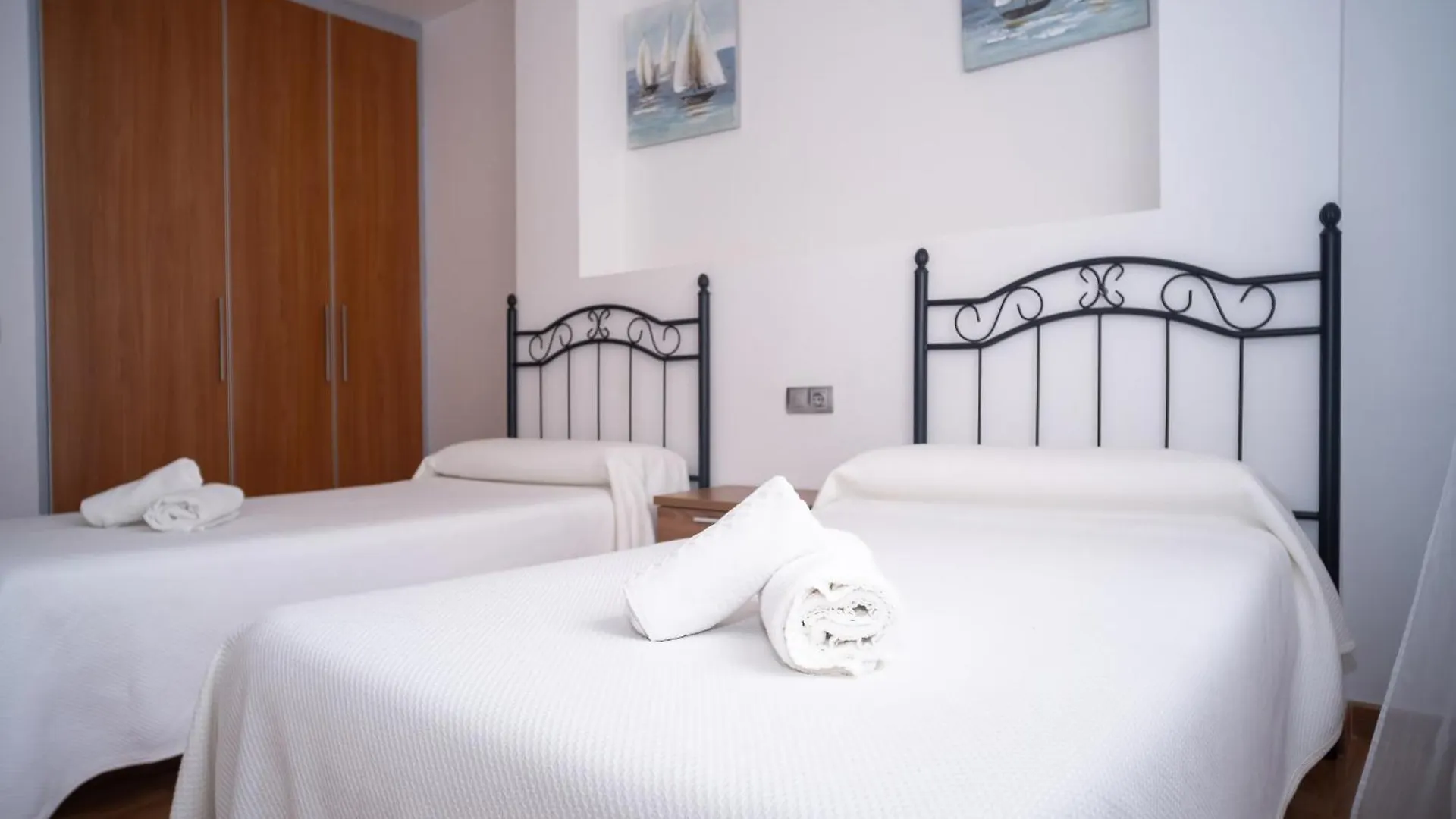 Apartamentos Tranquilos Conil Facil Aparcamiento Conil De La Frontera 0*,
